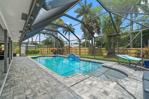 Tiny photo for 1540 Farmington Court, Wellington, FL 33414 (MLS # B26014648)