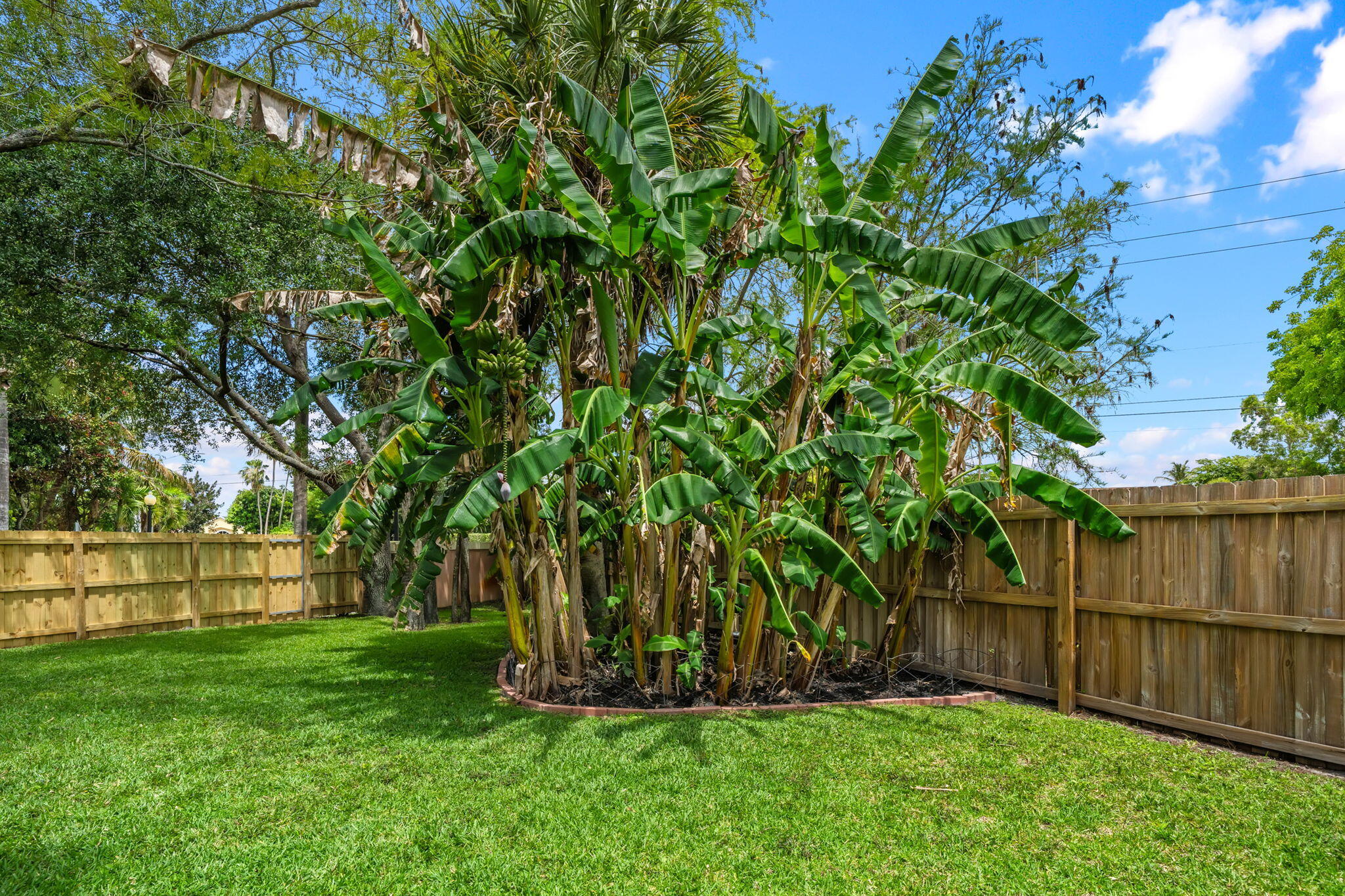 GREENVIEW SHORES 2 OF WELLINGTON - Residential