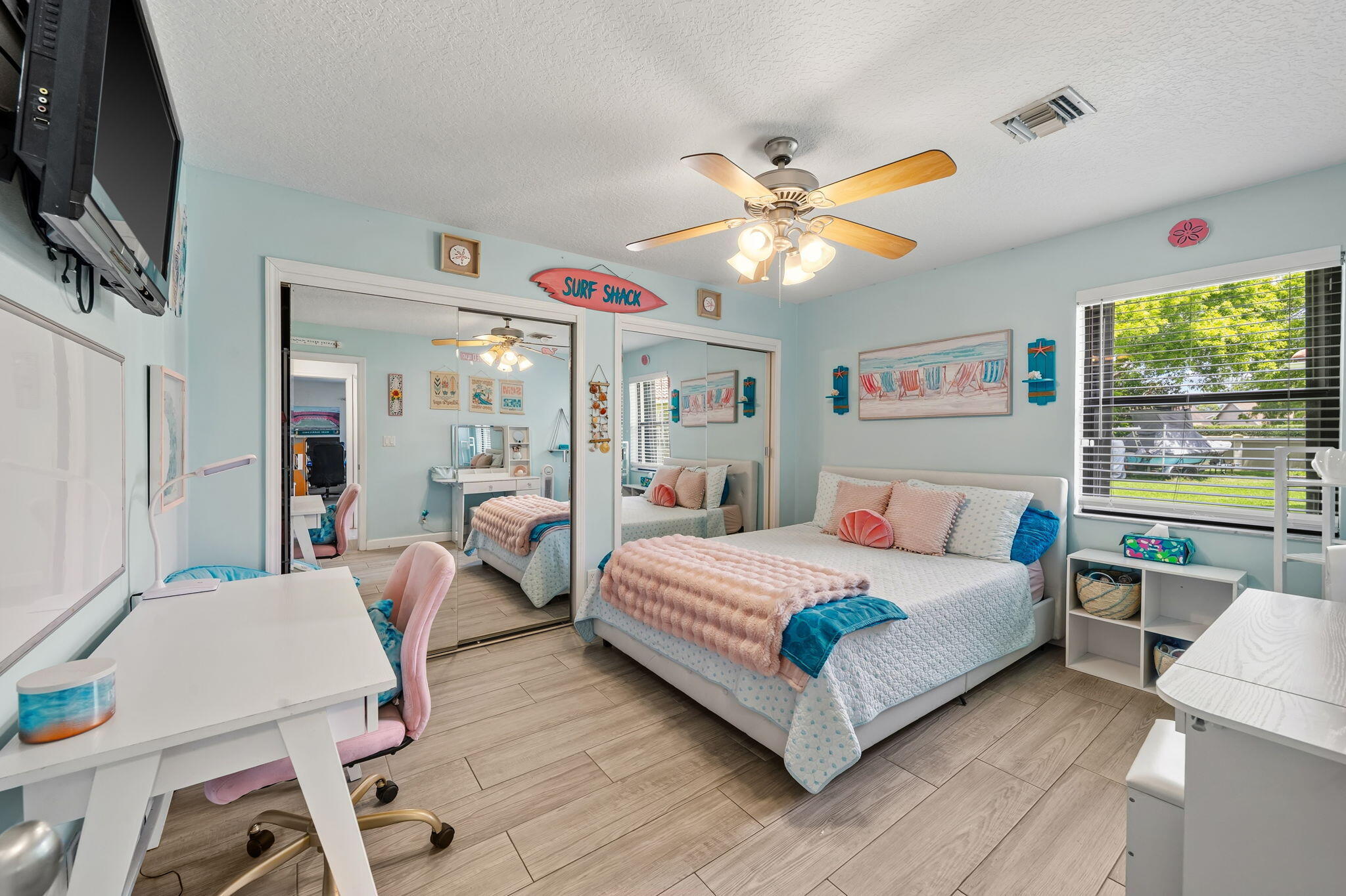 GREENVIEW SHORES 2 OF WELLINGTON - Residential