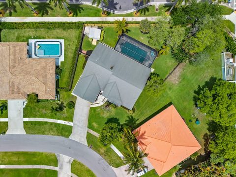 Tiny photo for 1540 Farmington Court, Wellington, FL 33414 (MLS # B26014648)