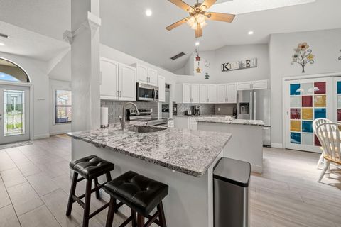 Tiny photo for 1540 Farmington Court, Wellington, FL 33414 (MLS # B26014648)