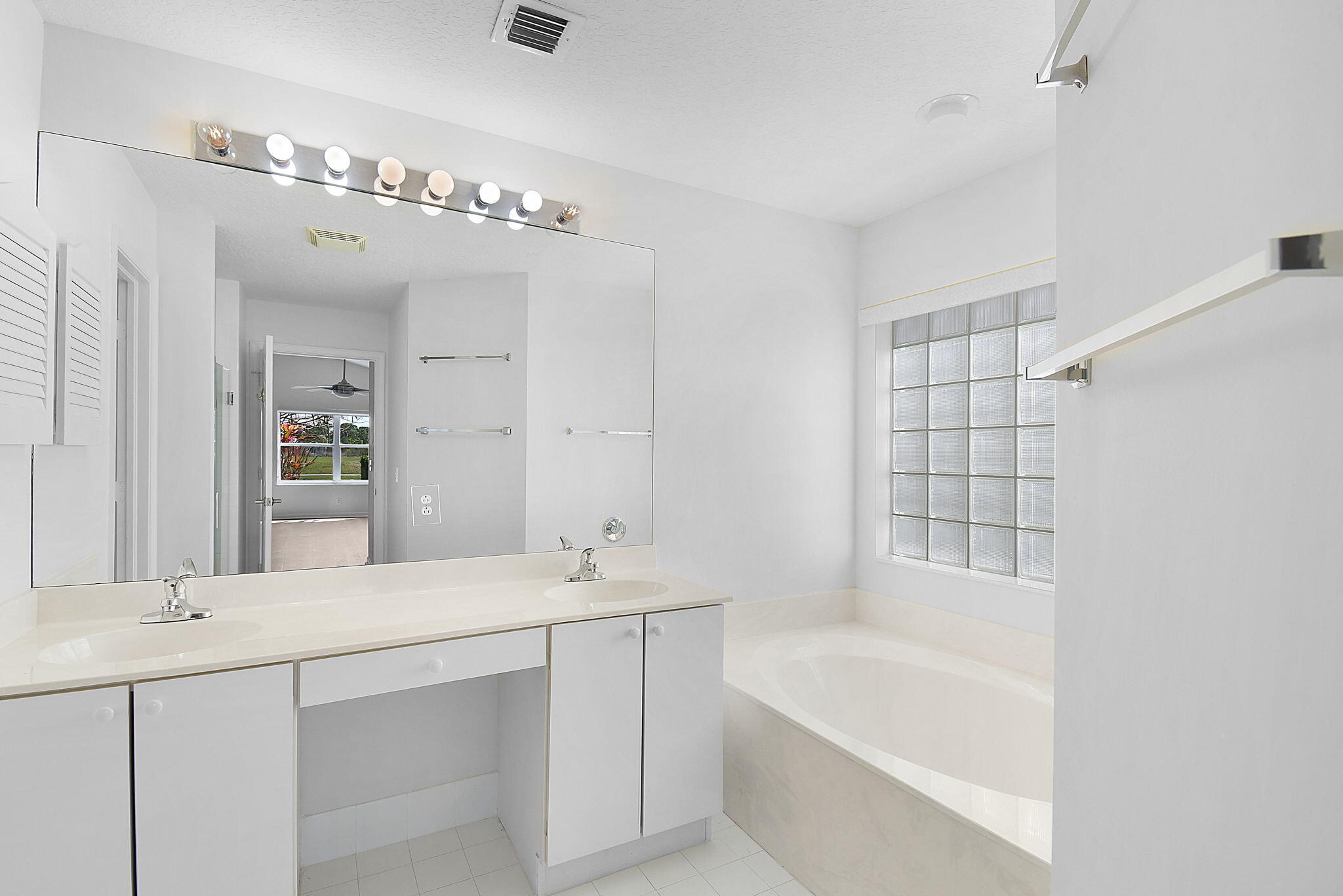 SUMMERFIELD - Residential Lease