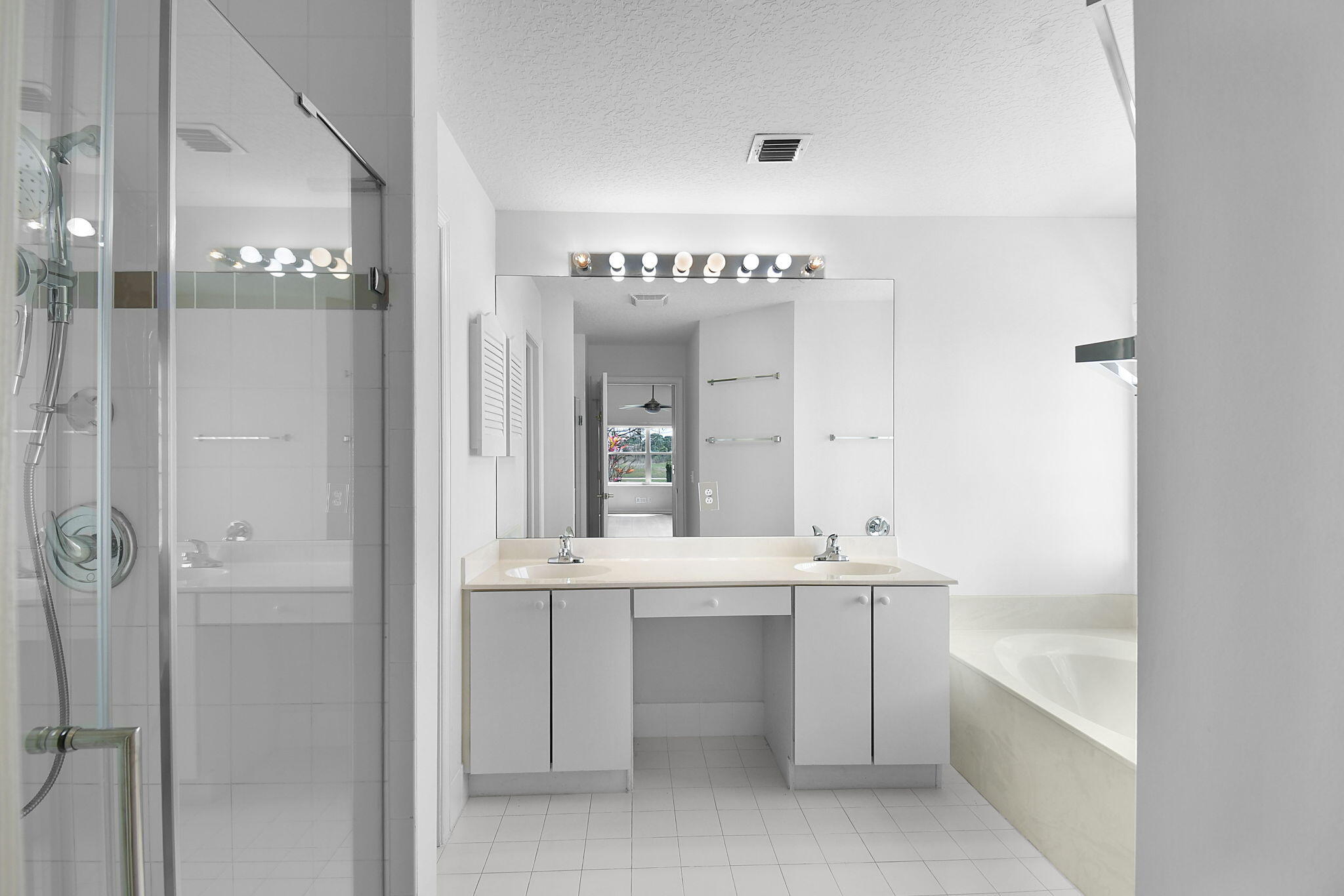 SUMMERFIELD - Residential Lease