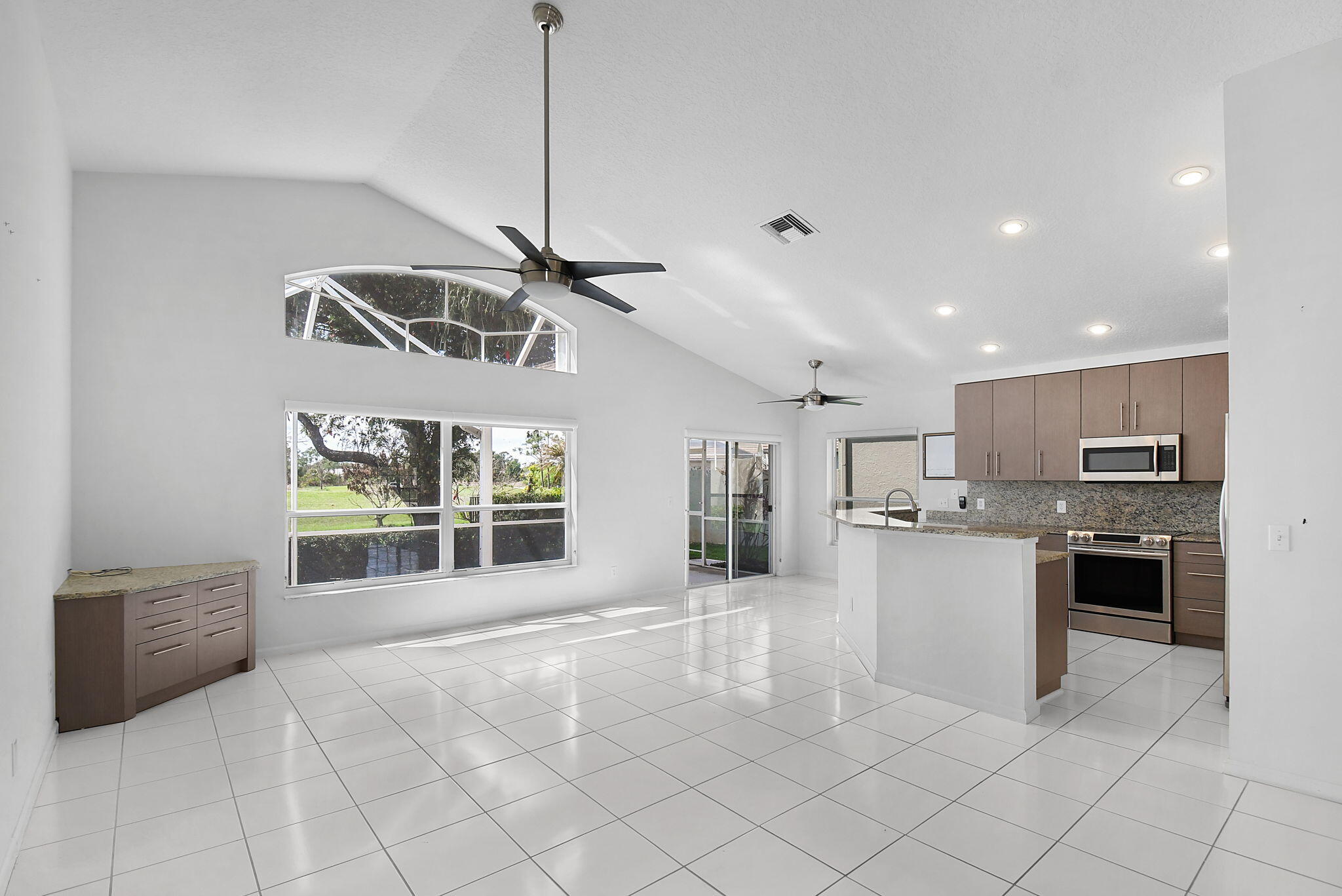 SUMMERFIELD - Residential Lease