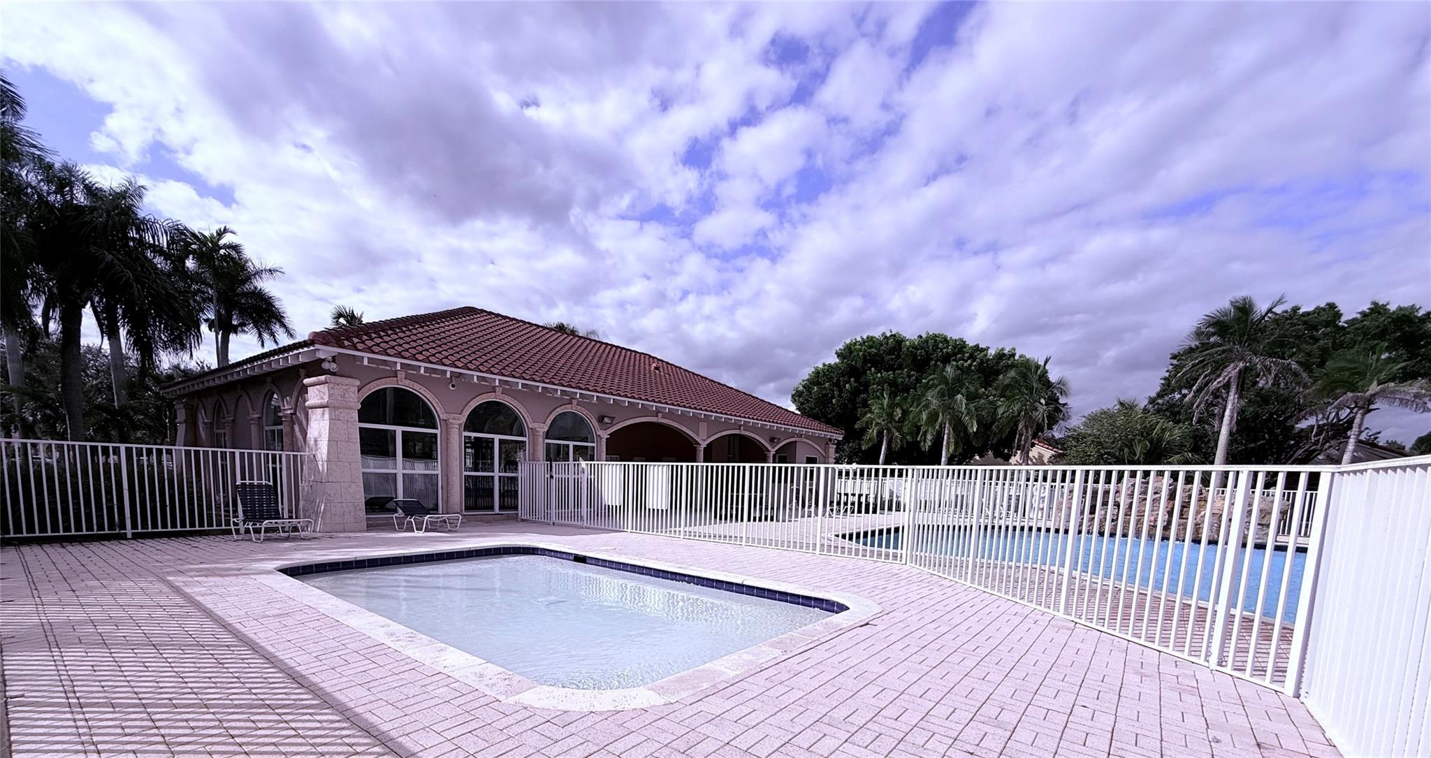 Twin Acres 154-15 B - Residential