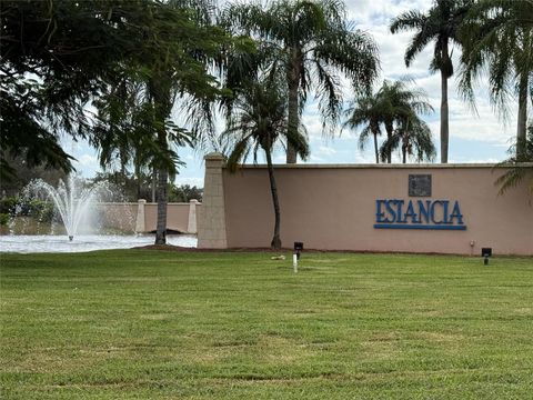 322 SW 193rd Ave Pembroke Pines FL 33029
