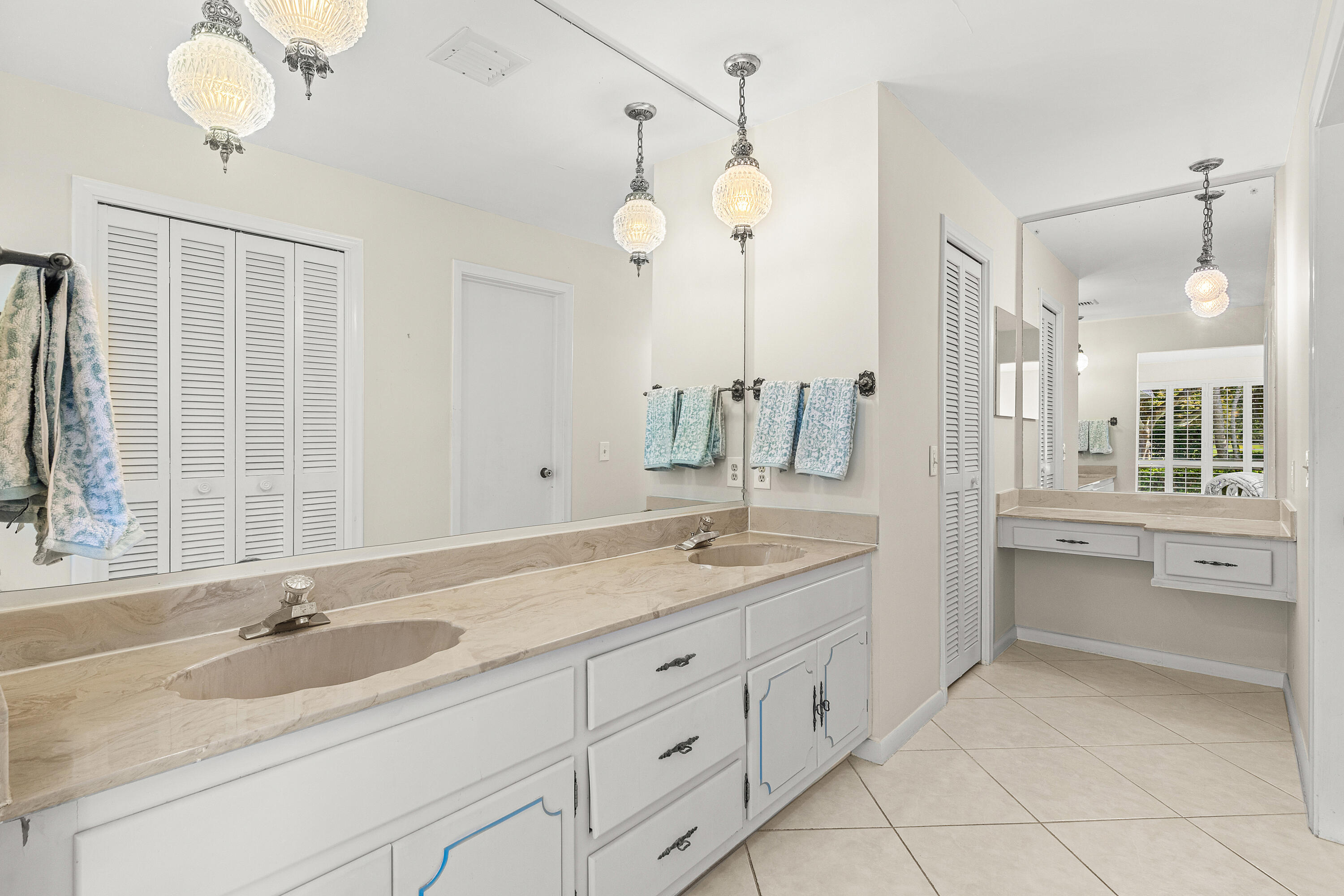 FRENCH ROYALE VILLAS AT ATLANTIS - Residential