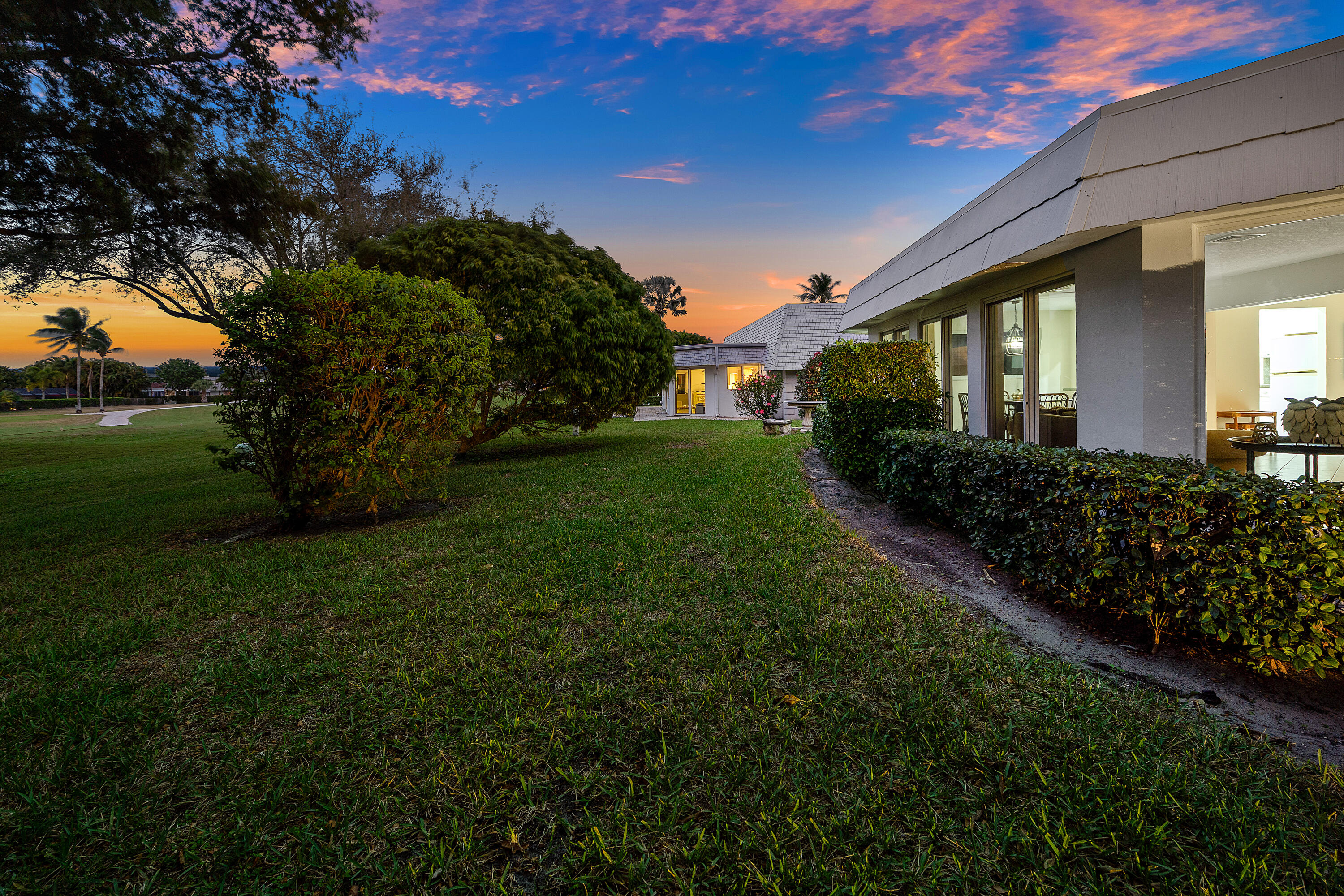 FRENCH ROYALE VILLAS AT ATLANTIS - Residential