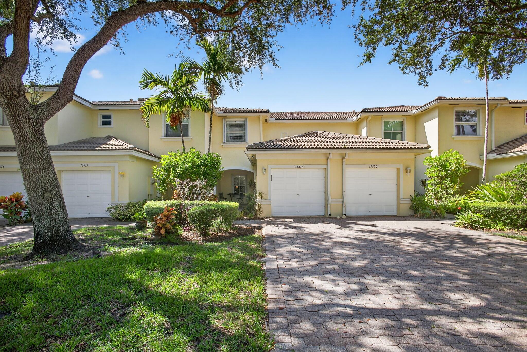 13418 Georgian Court, Wellington, FL, 33414/$375,000 3 13418 Georgian Court