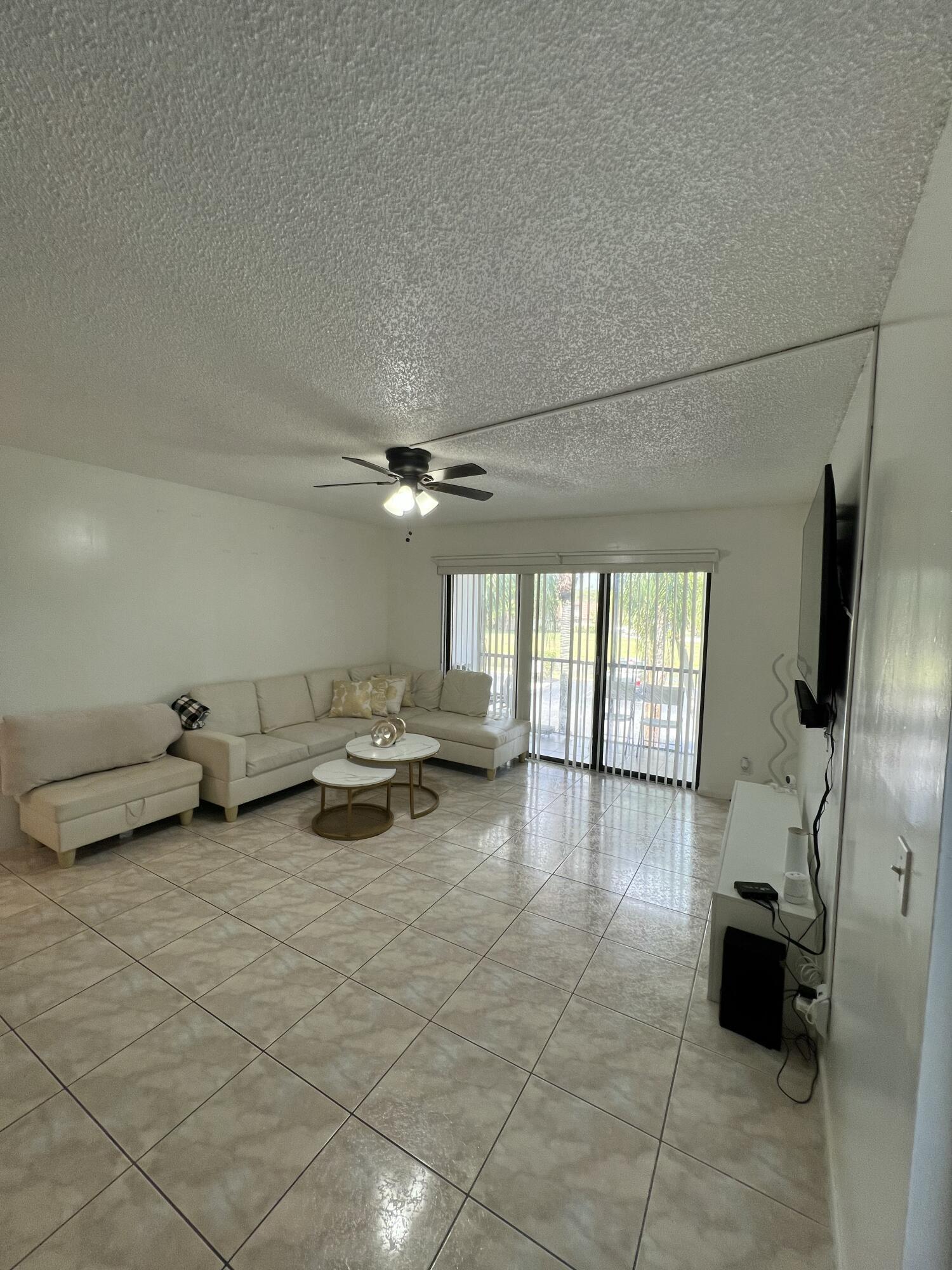 1007 Green Pine Boulevard D2