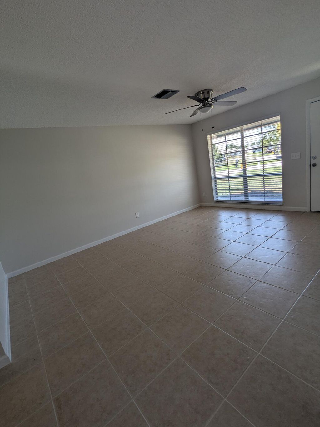 Photo of 4552 SE Ontario Drive, Stuart, FL 34997 (MLS # R11092156)