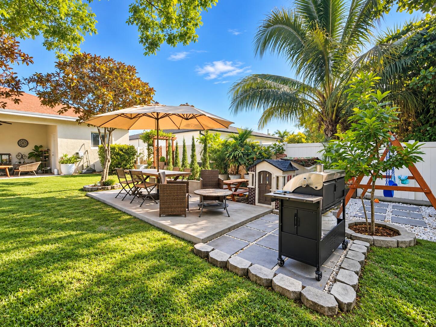 2858 NW 9TH Street