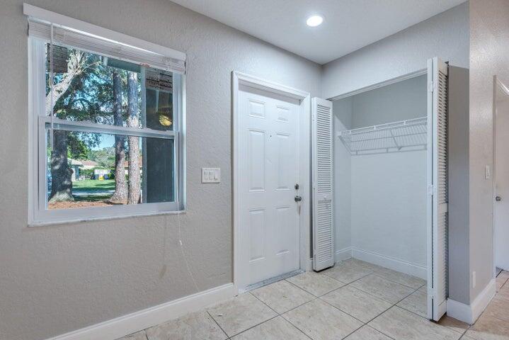 SUGAR POND MANOR OF WELLI - Residential Income