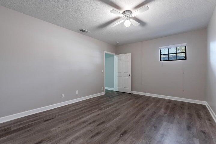 SUGAR POND MANOR OF WELLI - Residential Income