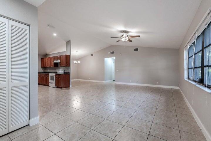 SUGAR POND MANOR OF WELLI - Residential Income