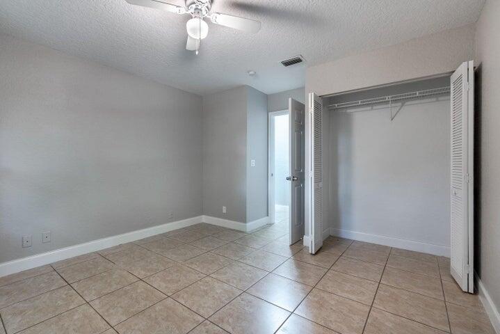 SUGAR POND MANOR OF WELLI - Residential Income