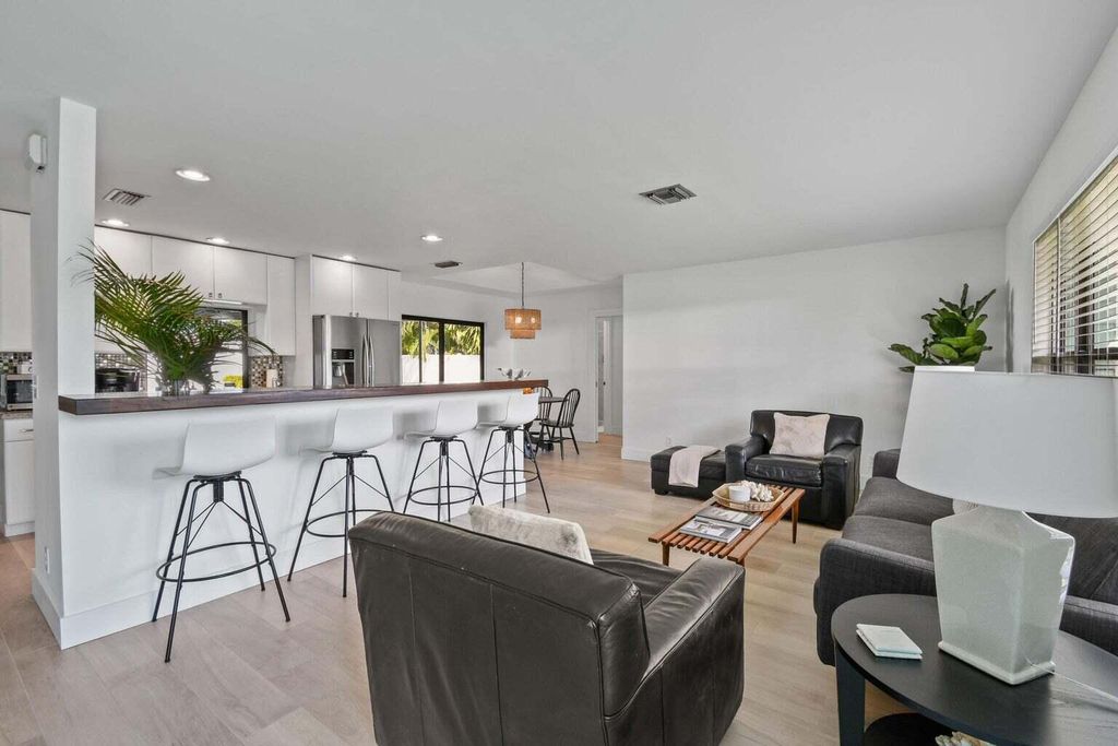 Photo of 4153 Wingo Street, Jupiter, FL 33458 (MLS # R11038536)