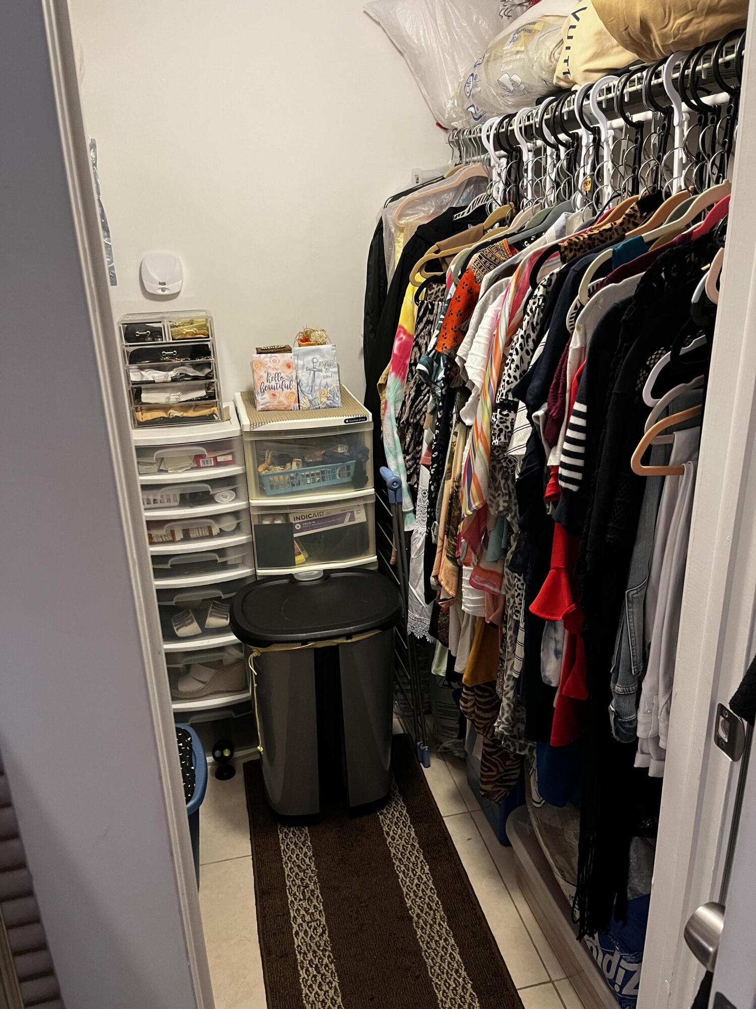 CYPRESS CHASE CONDO NO 5 - Residential