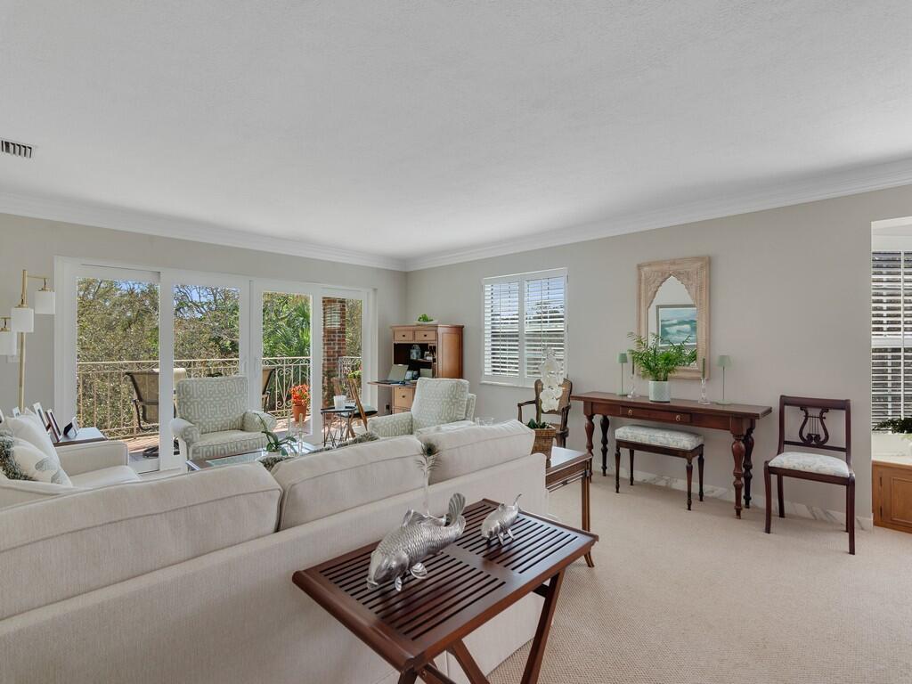 109 W Park Shores Circle 40