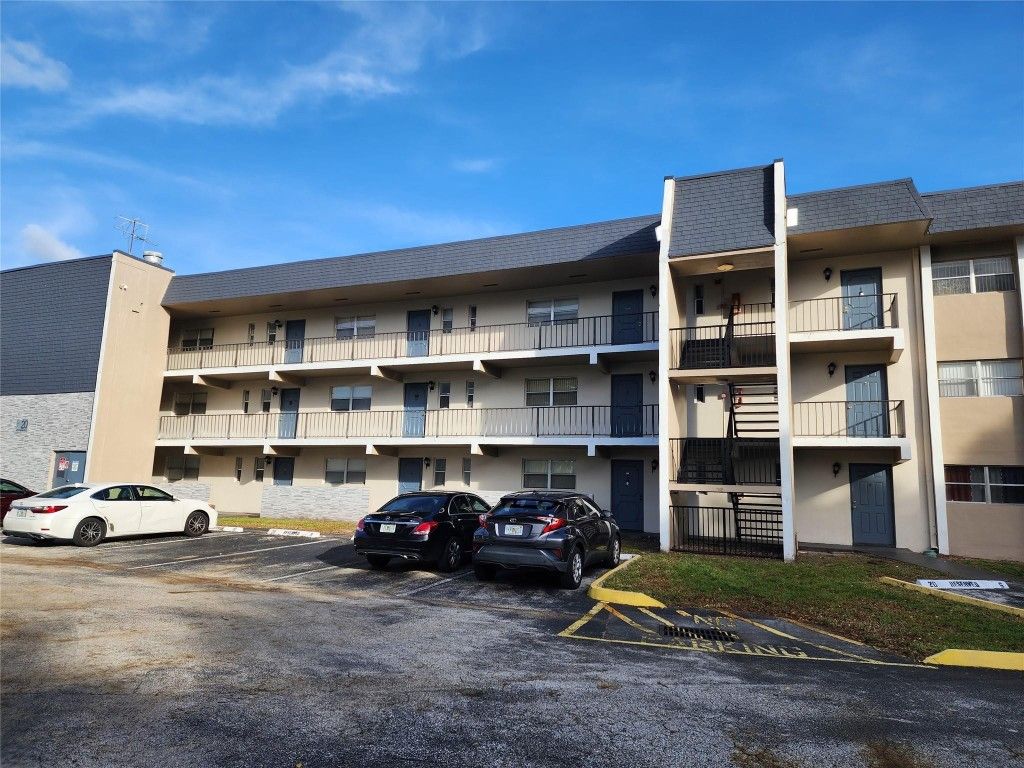 Photo of 8020 Fairview Dr #109, Tamarac, FL 33321 (MLS # F10535979)