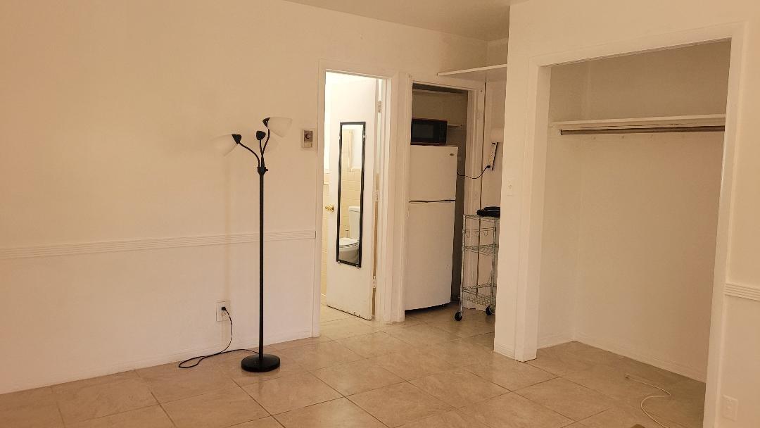 Deerfield Beach 4-4 B - Residential Lease