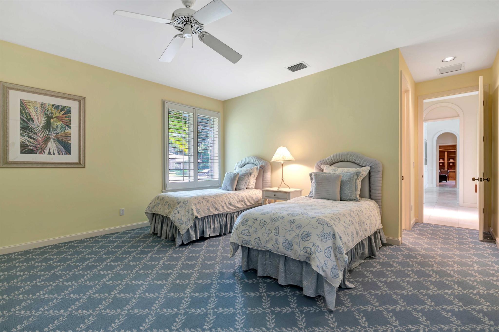 LOBLOLLY PINES - Residential