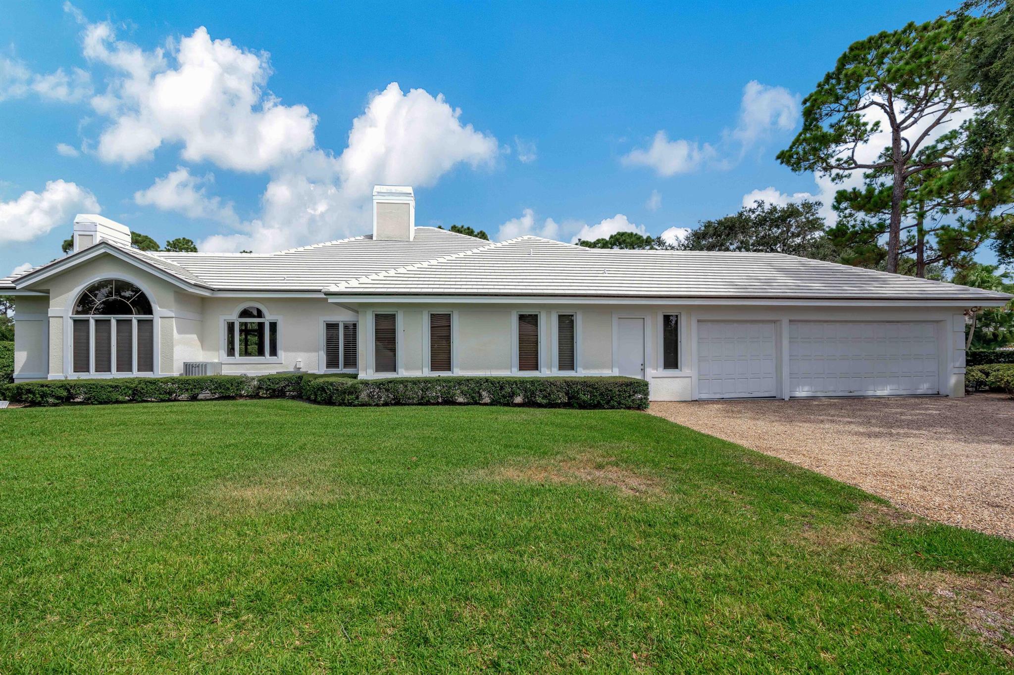 LOBLOLLY PINES - Residential