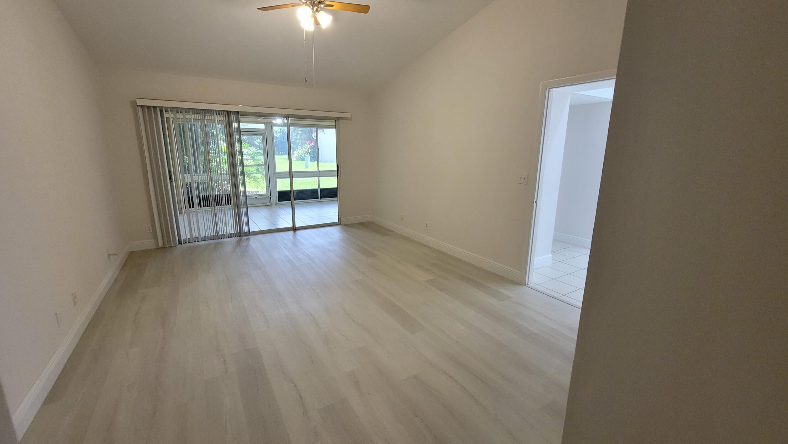 7570 DIAMOND POINTE Circle