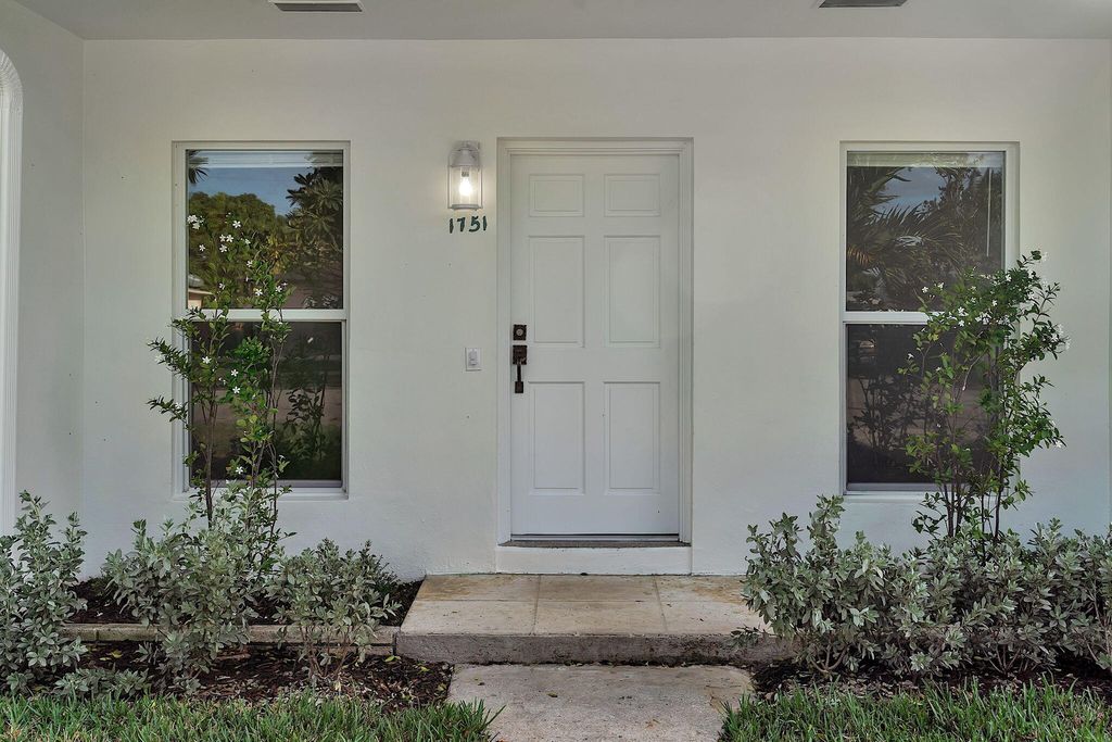 Photo of 1751 12th Court N, Lake Worth Beach, FL 33460 (MLS # R10960787)