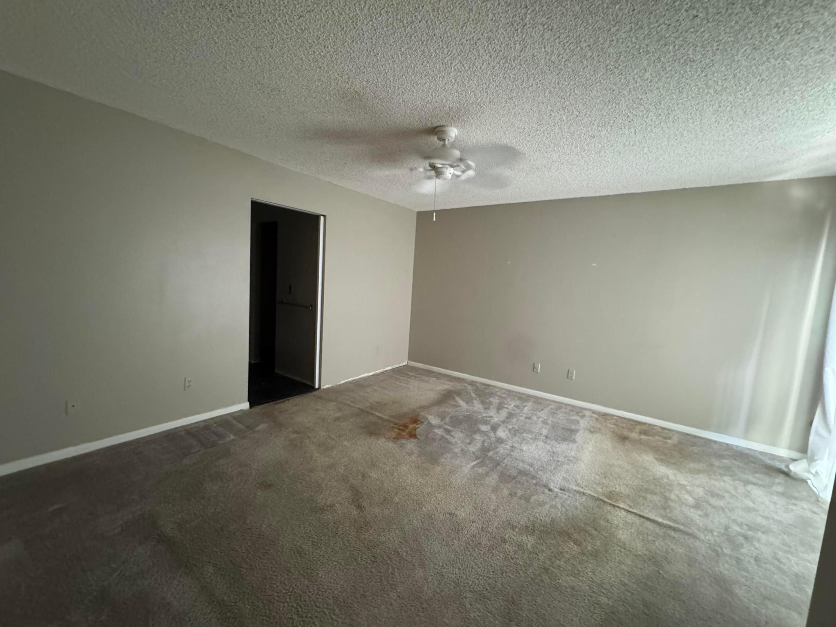 BOYNTON LAKES 5 - Residential