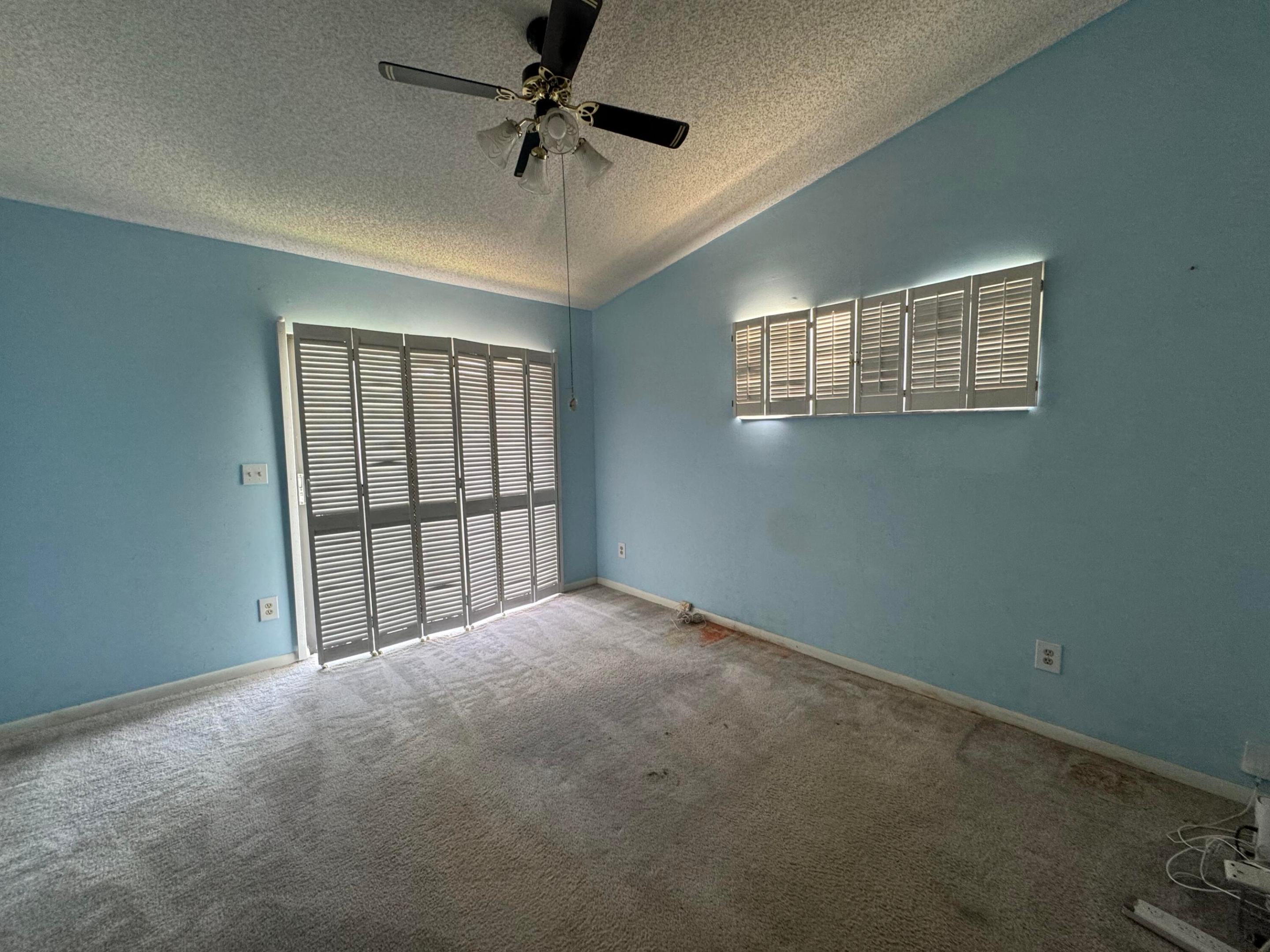BOYNTON LAKES 5 - Residential