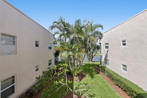 Tiny photo for 379 CAPRI H, Delray Beach, FL 33484 (MLS # B26088154)