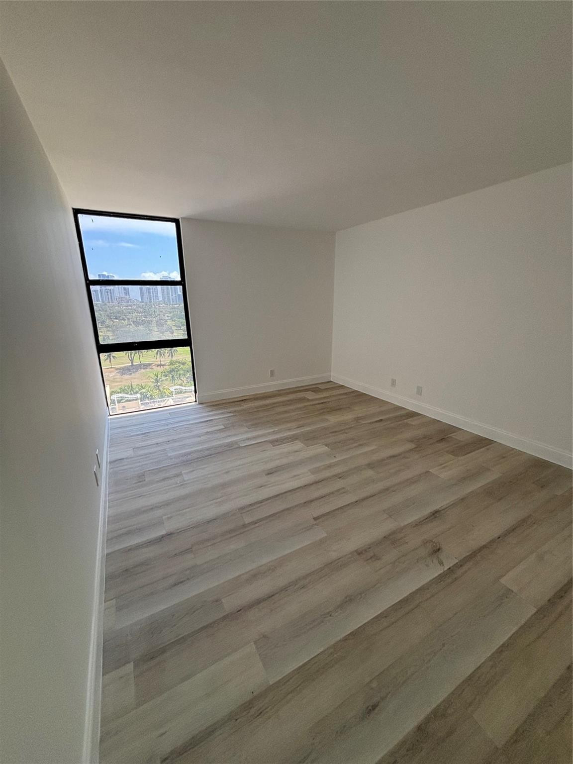 CORONADO CONDO- TOWER II - Residential