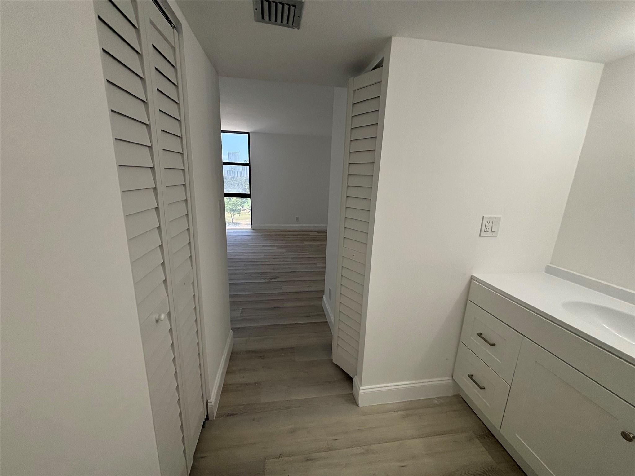 CORONADO CONDO- TOWER II - Residential