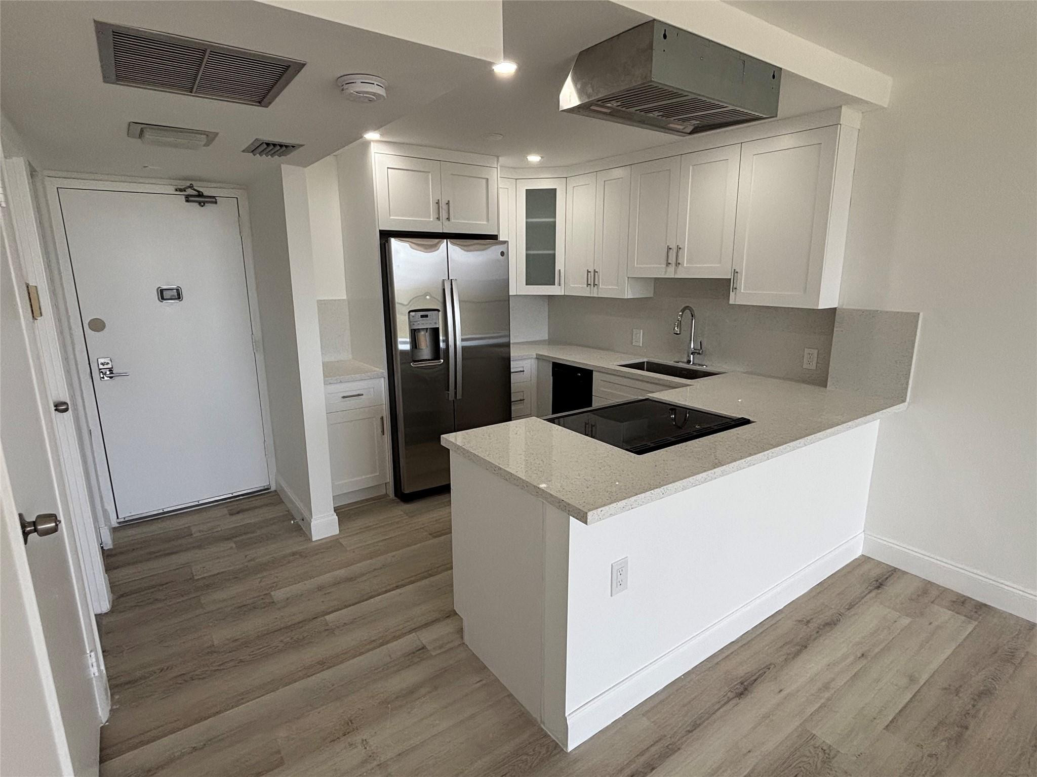 CORONADO CONDO- TOWER II - Residential