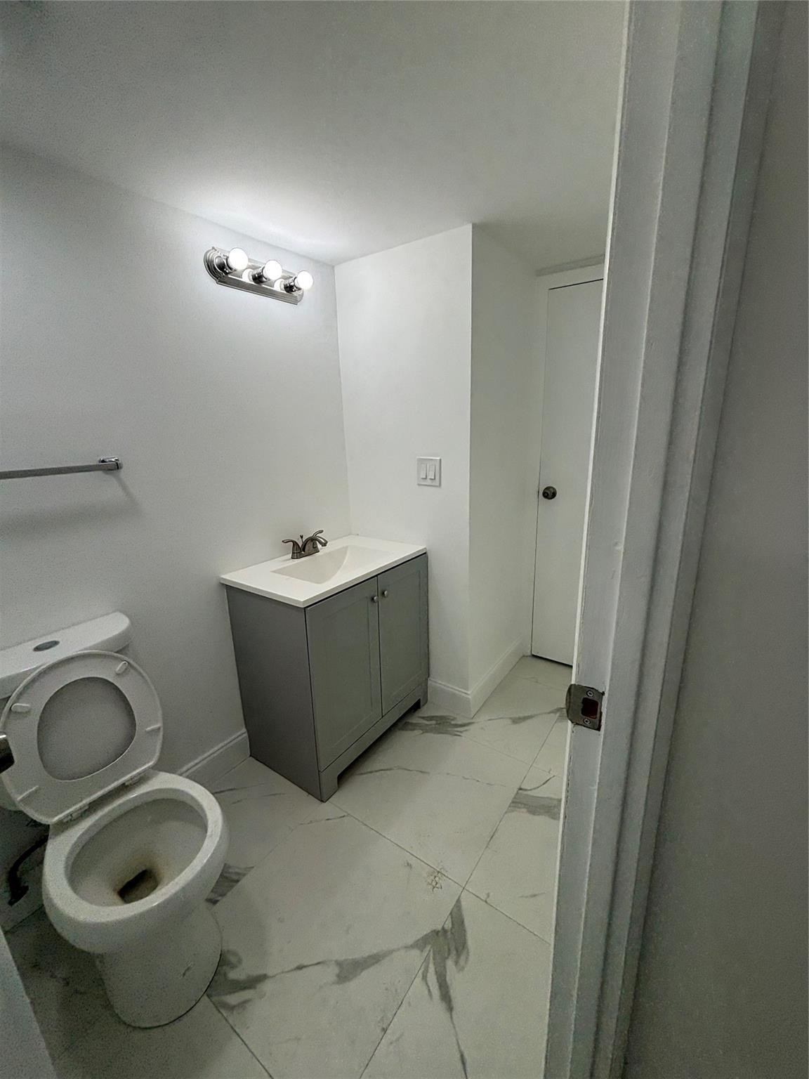 CORONADO CONDO- TOWER II - Residential