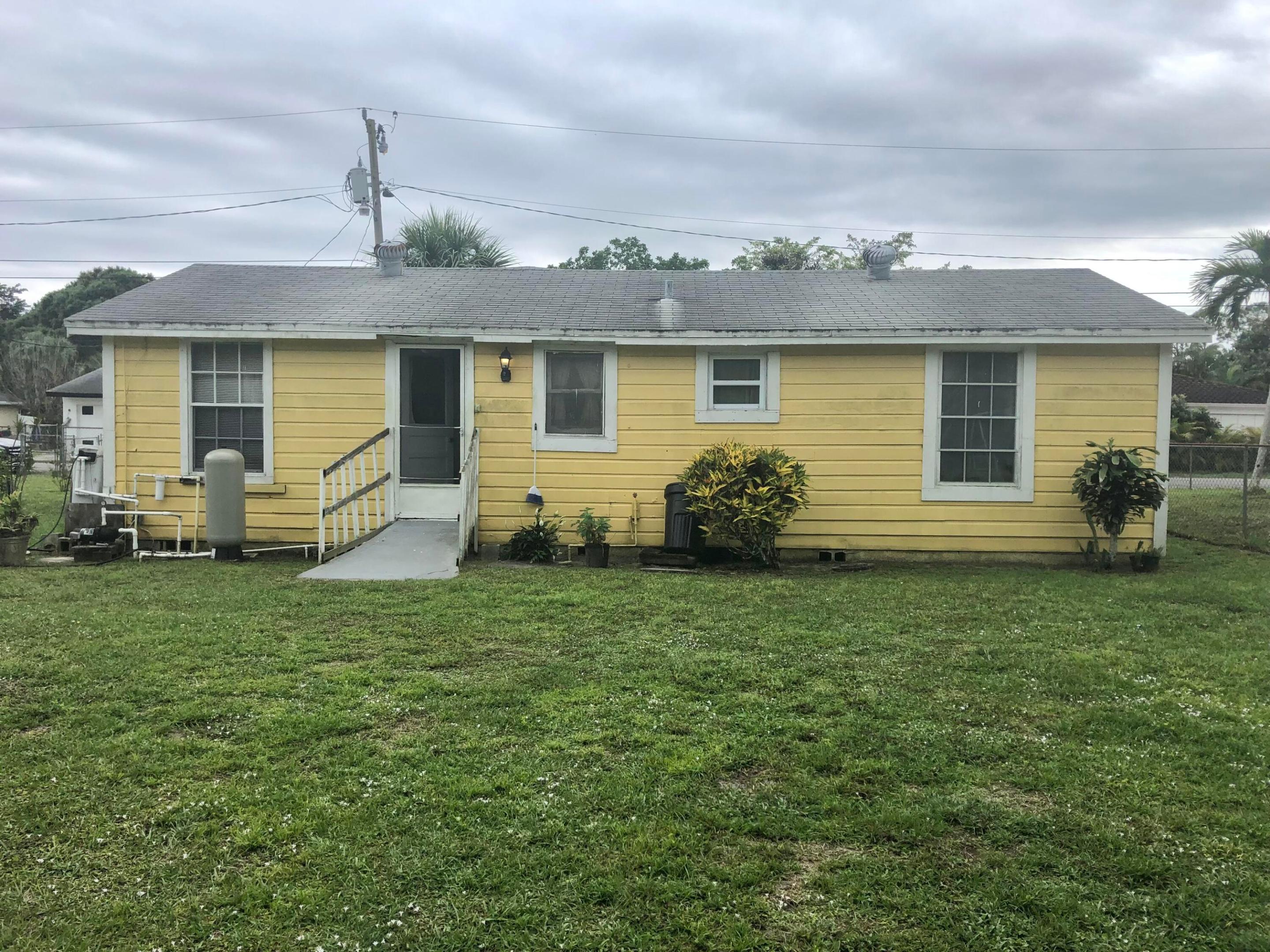 PALM GARDENS 1ST ADD - Residential