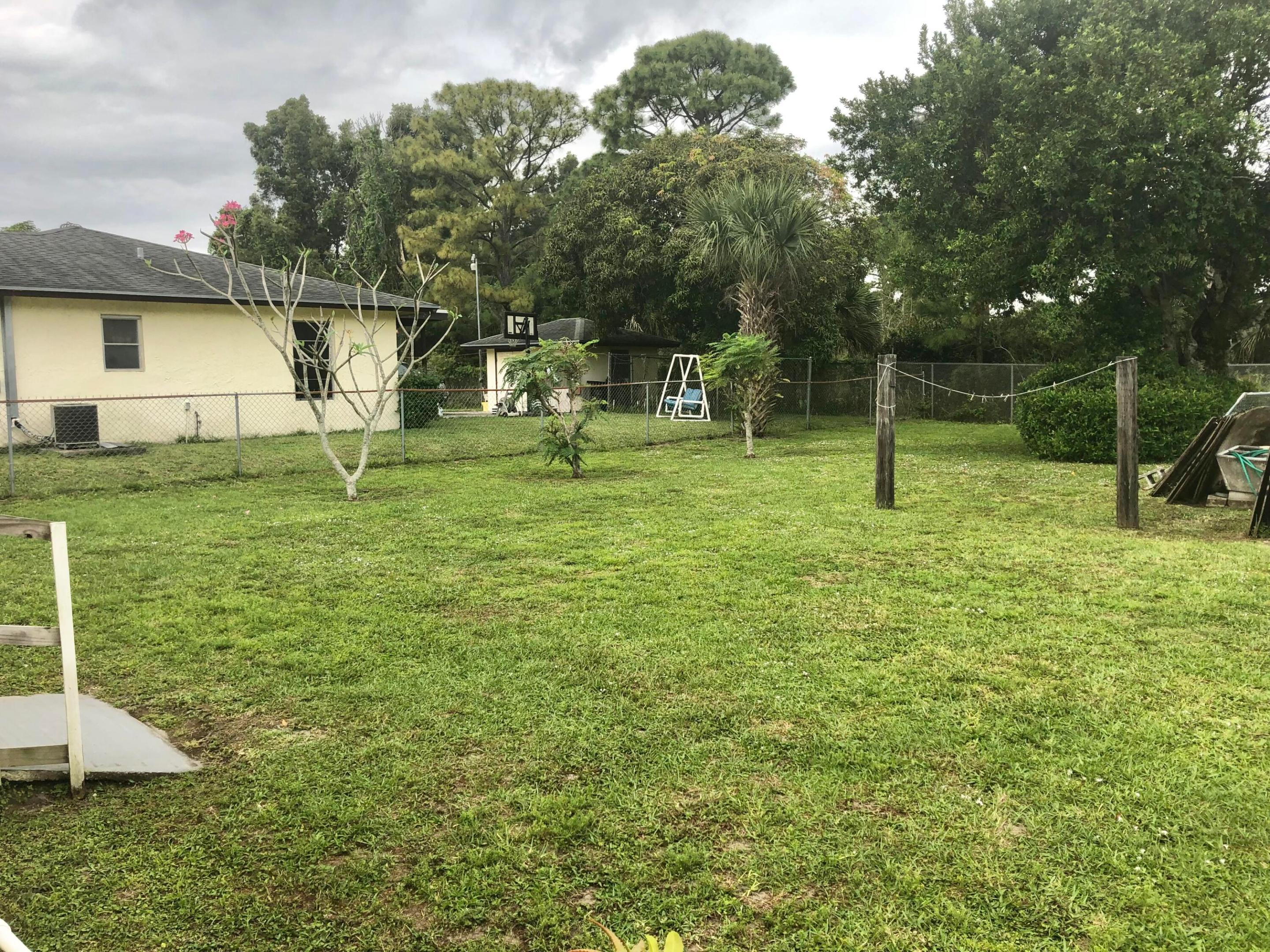 PALM GARDENS 1ST ADD - Residential