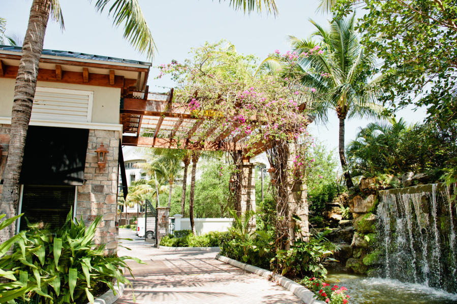 DELRAY HARBOR CLUB CONDO - Residential