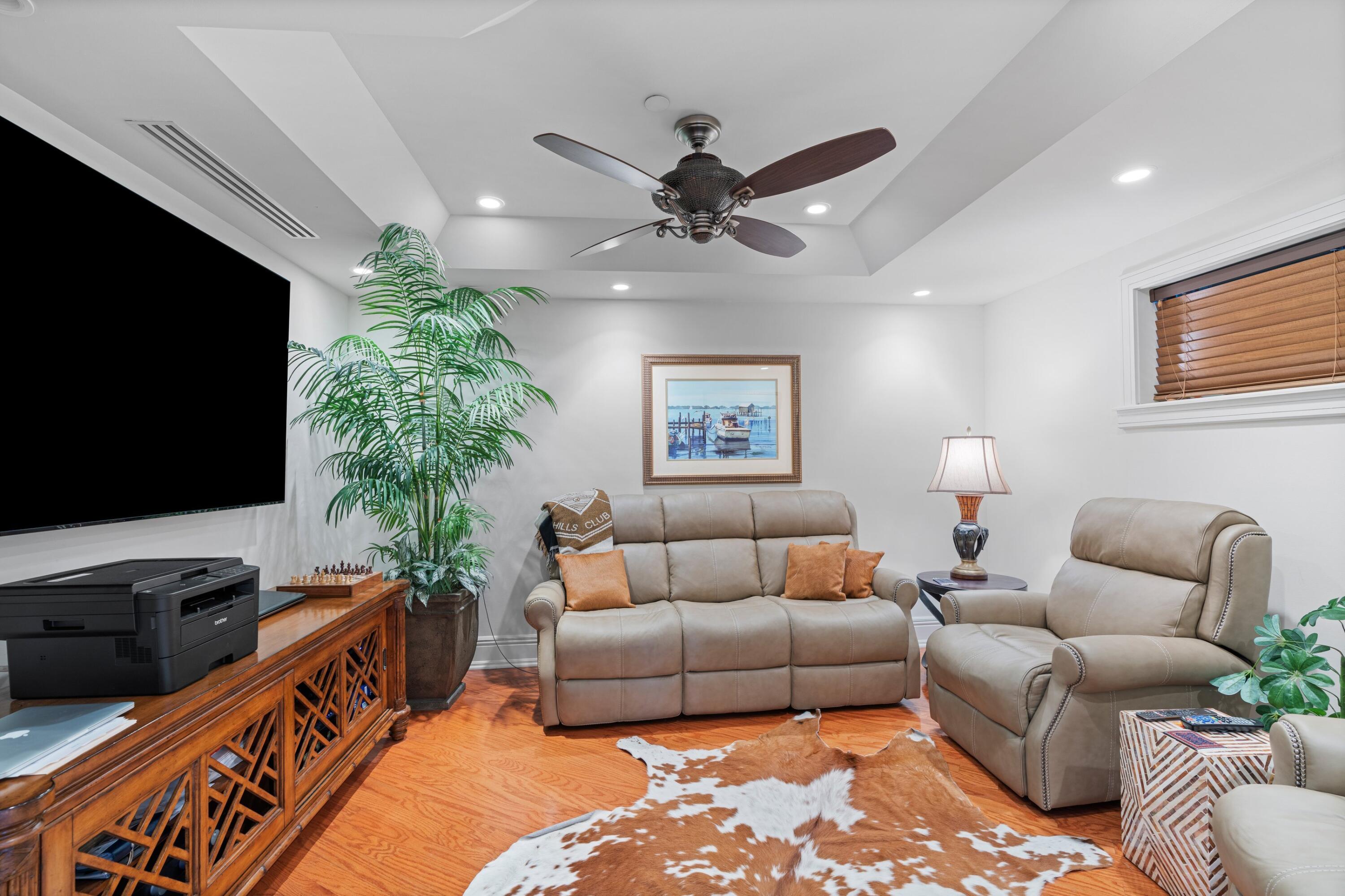 DELRAY HARBOR CLUB CONDO - Residential