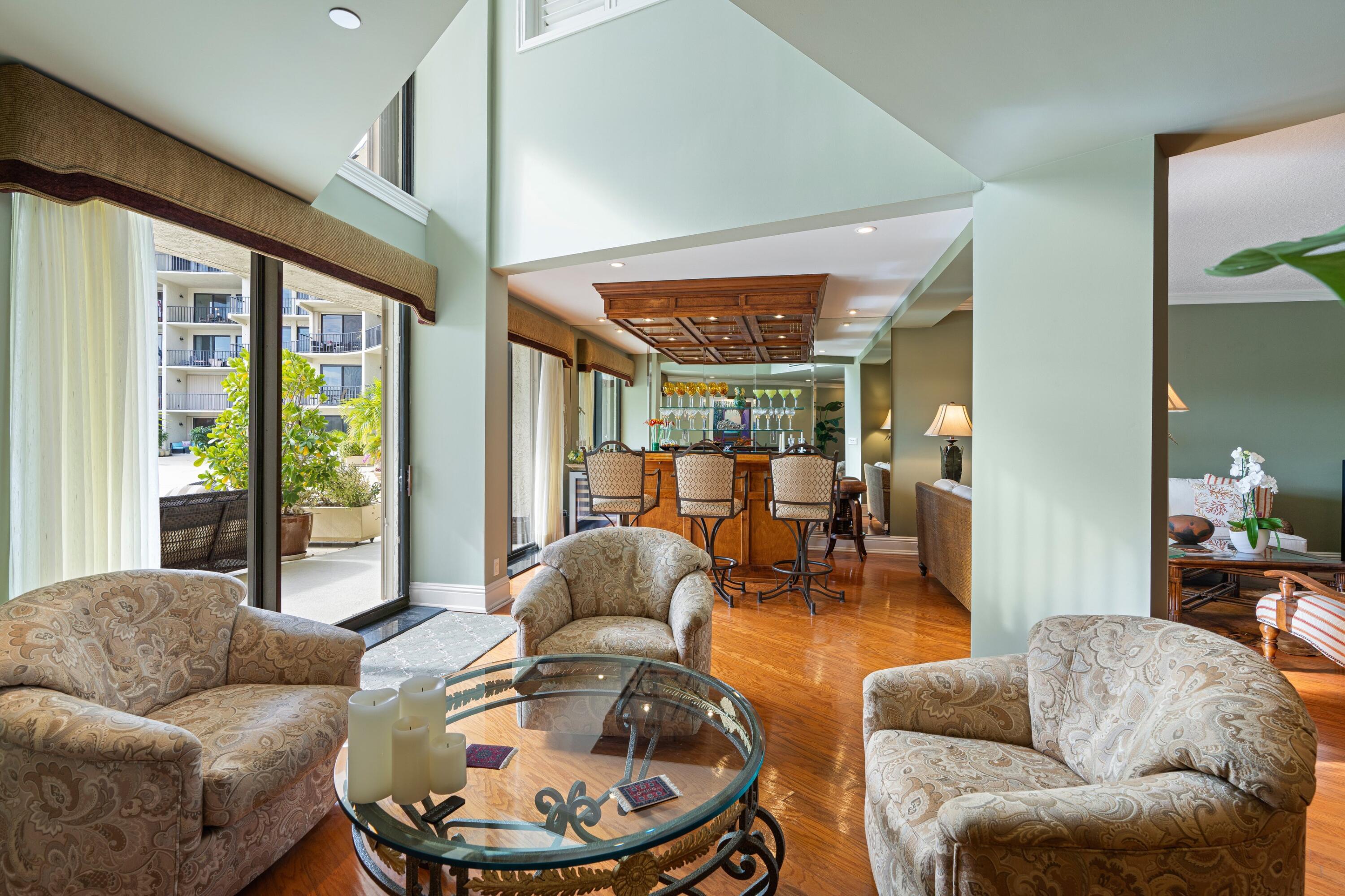 DELRAY HARBOR CLUB CONDO - Residential