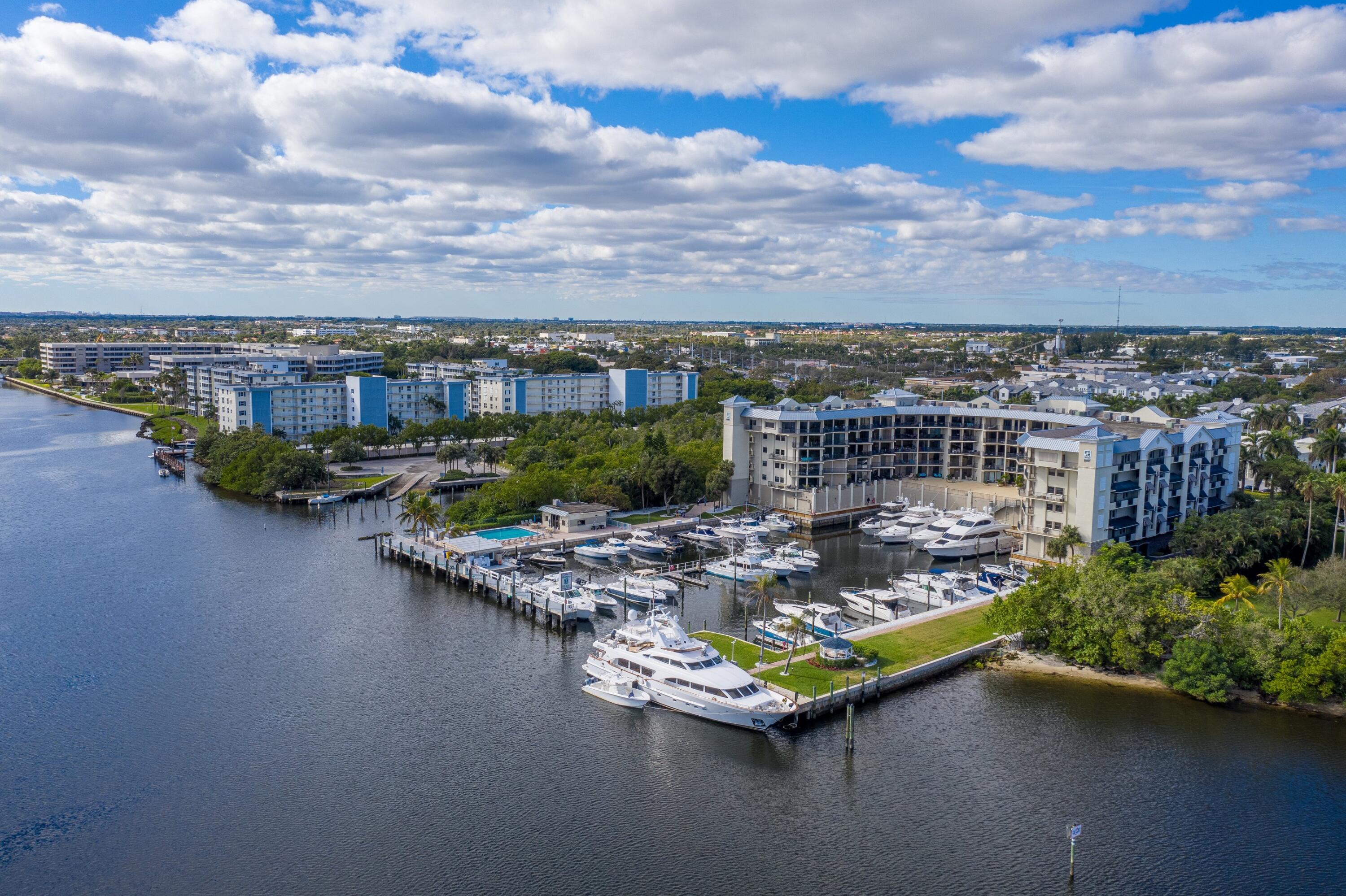 DELRAY HARBOR CLUB CONDO - Residential