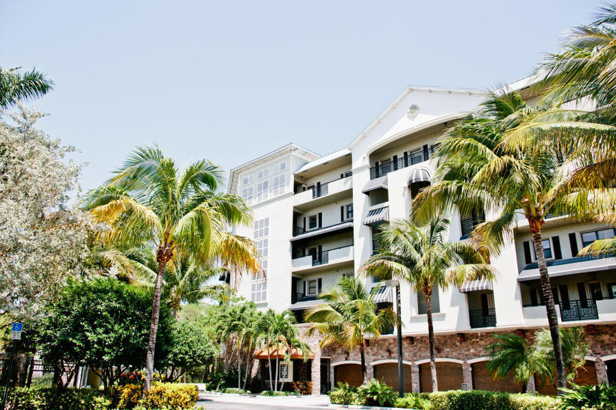 DELRAY HARBOR CLUB CONDO - Residential