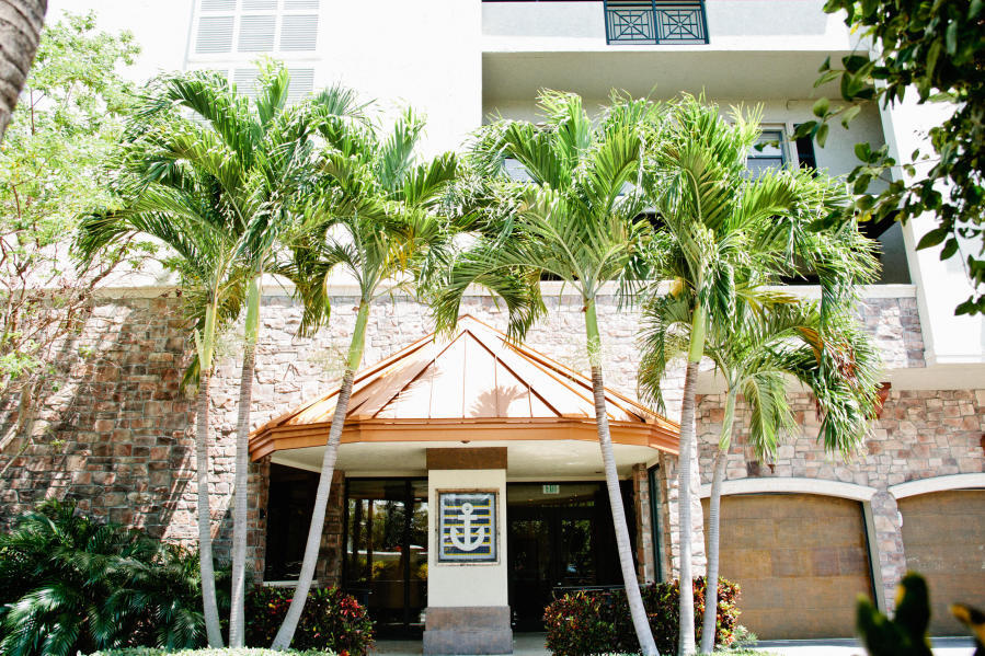 DELRAY HARBOR CLUB CONDO - Residential