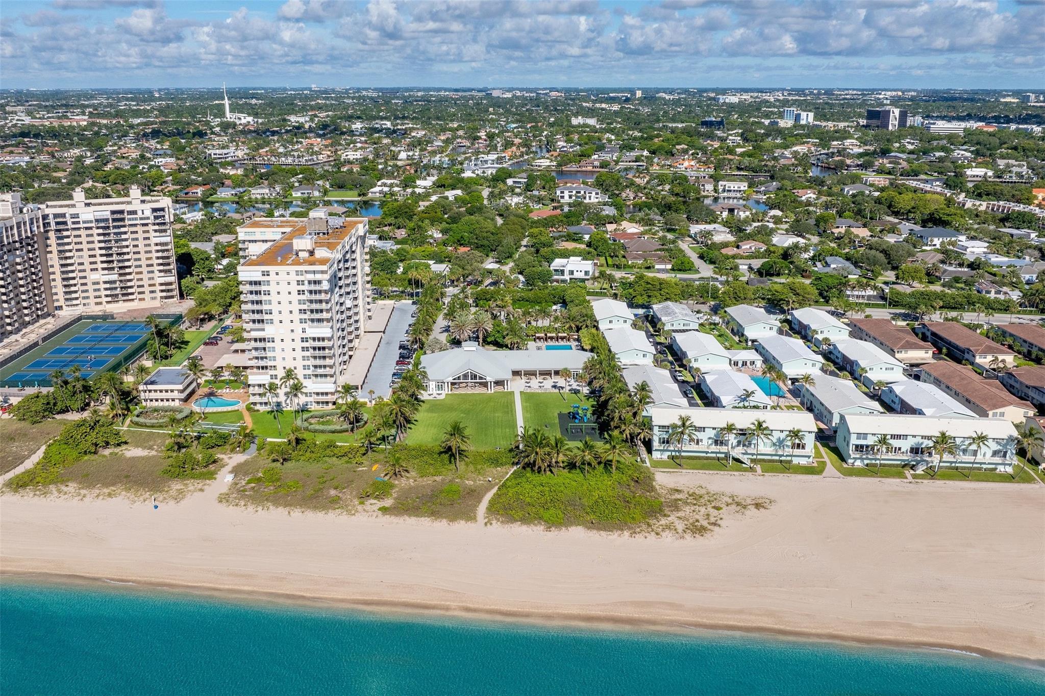 Sea Ranch Lakes - Residential