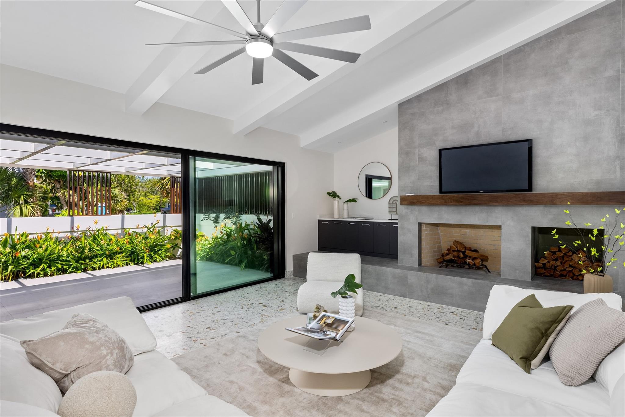 Sea Ranch Lakes - Residential