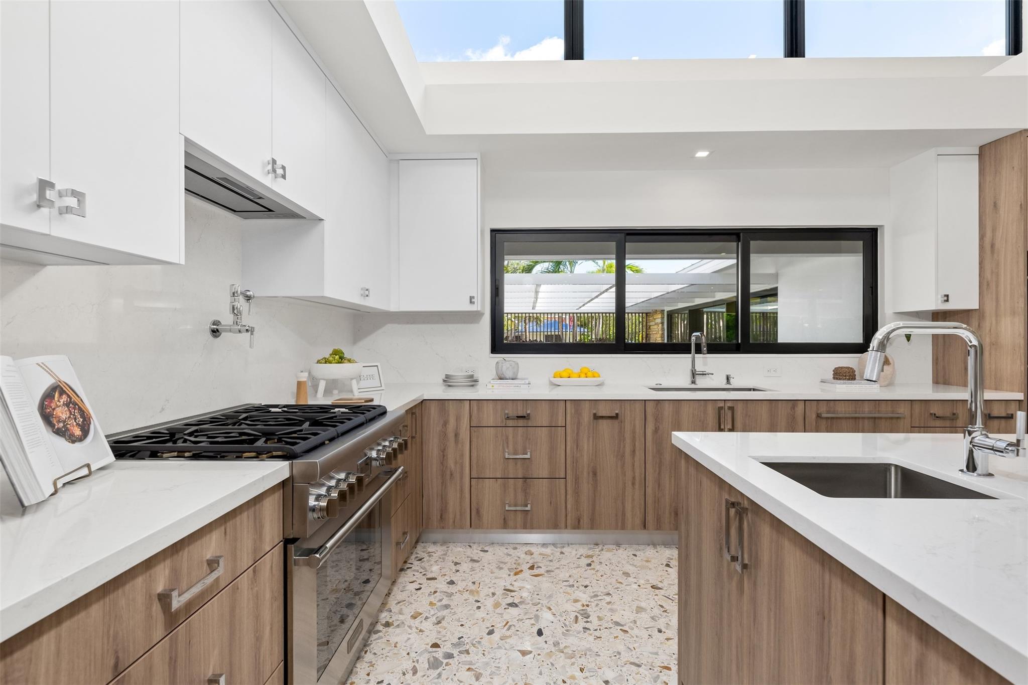 Sea Ranch Lakes - Residential