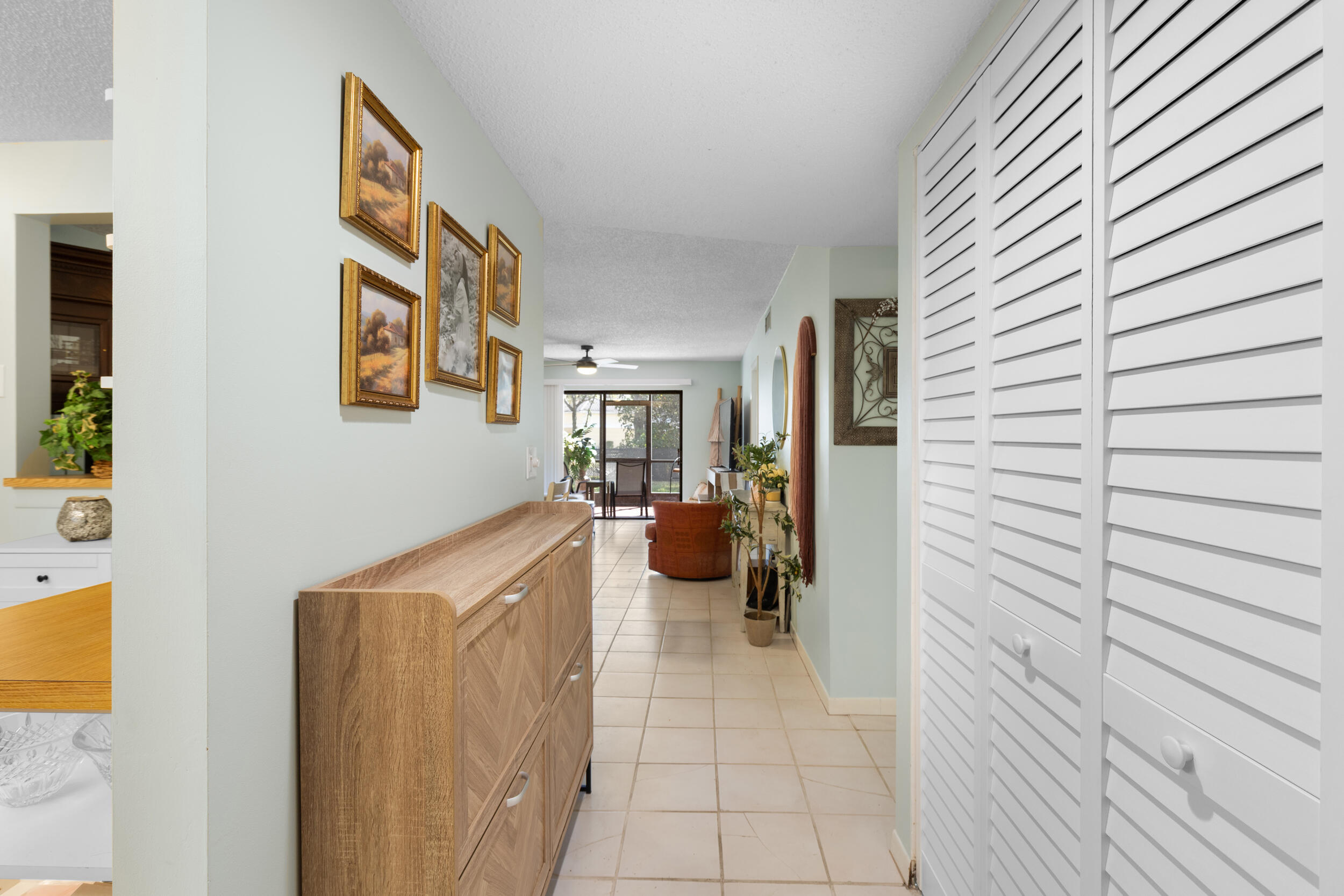 PARKVIEW CONDO - Residential