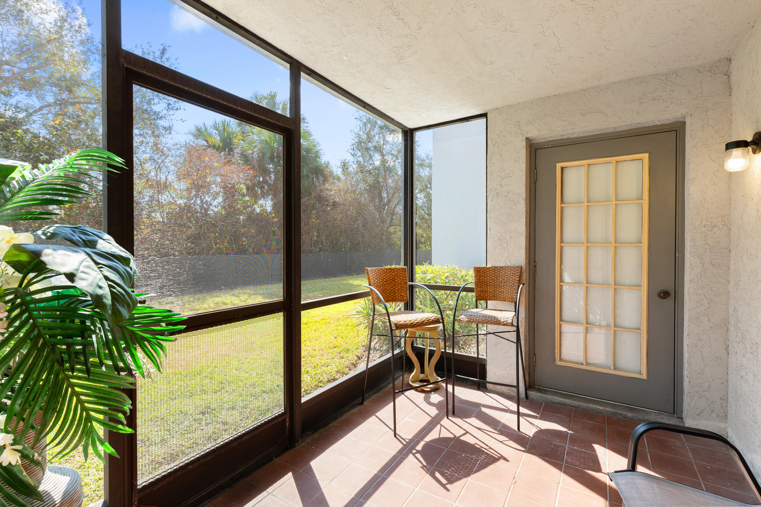 PARKVIEW CONDO - Residential