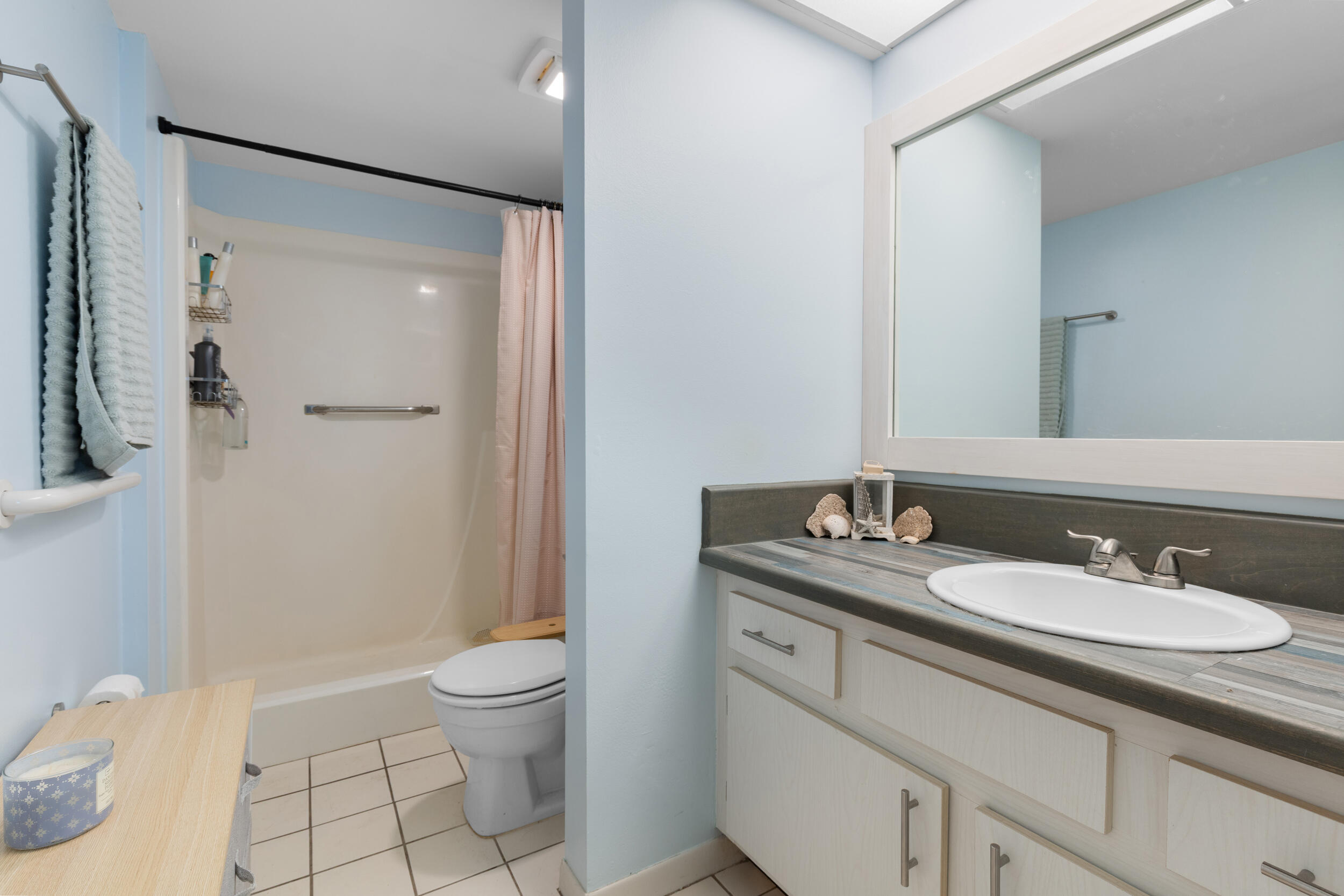 PARKVIEW CONDO - Residential